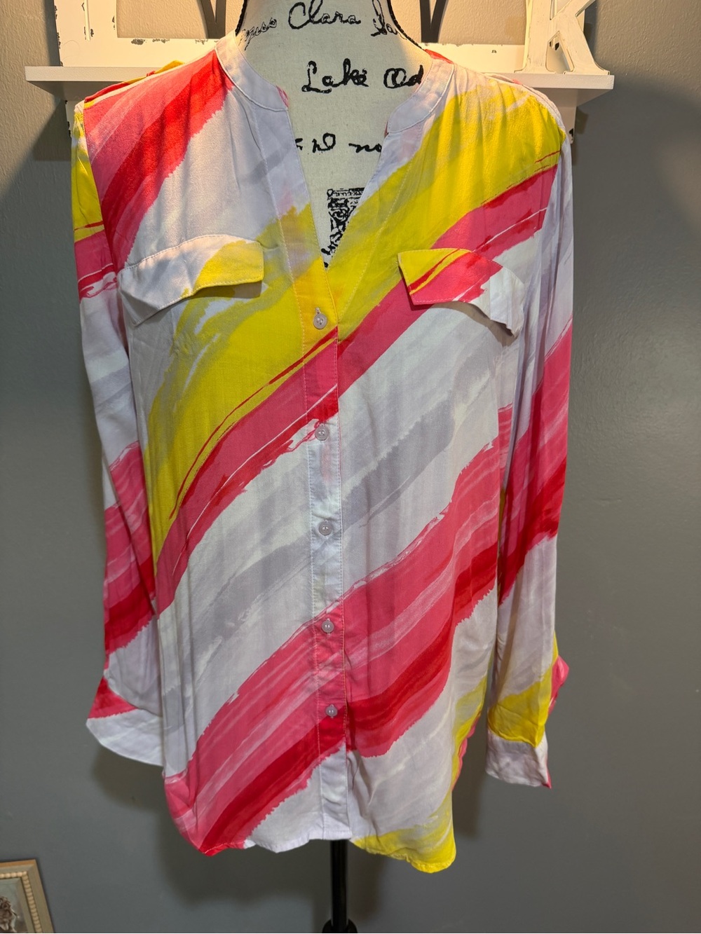 CALVIN KLEIN White Button-Down Shirt with Pink & Yellow Diagonal Stripes SZ M